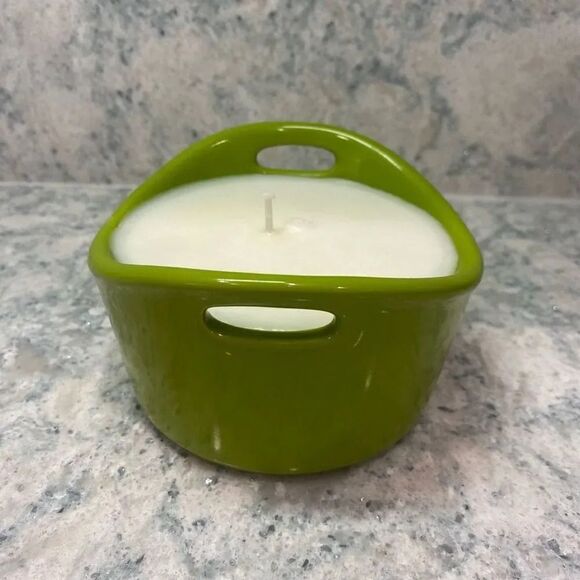 Rachel Ray Manderine Melon Candle - Picture 4 of 5